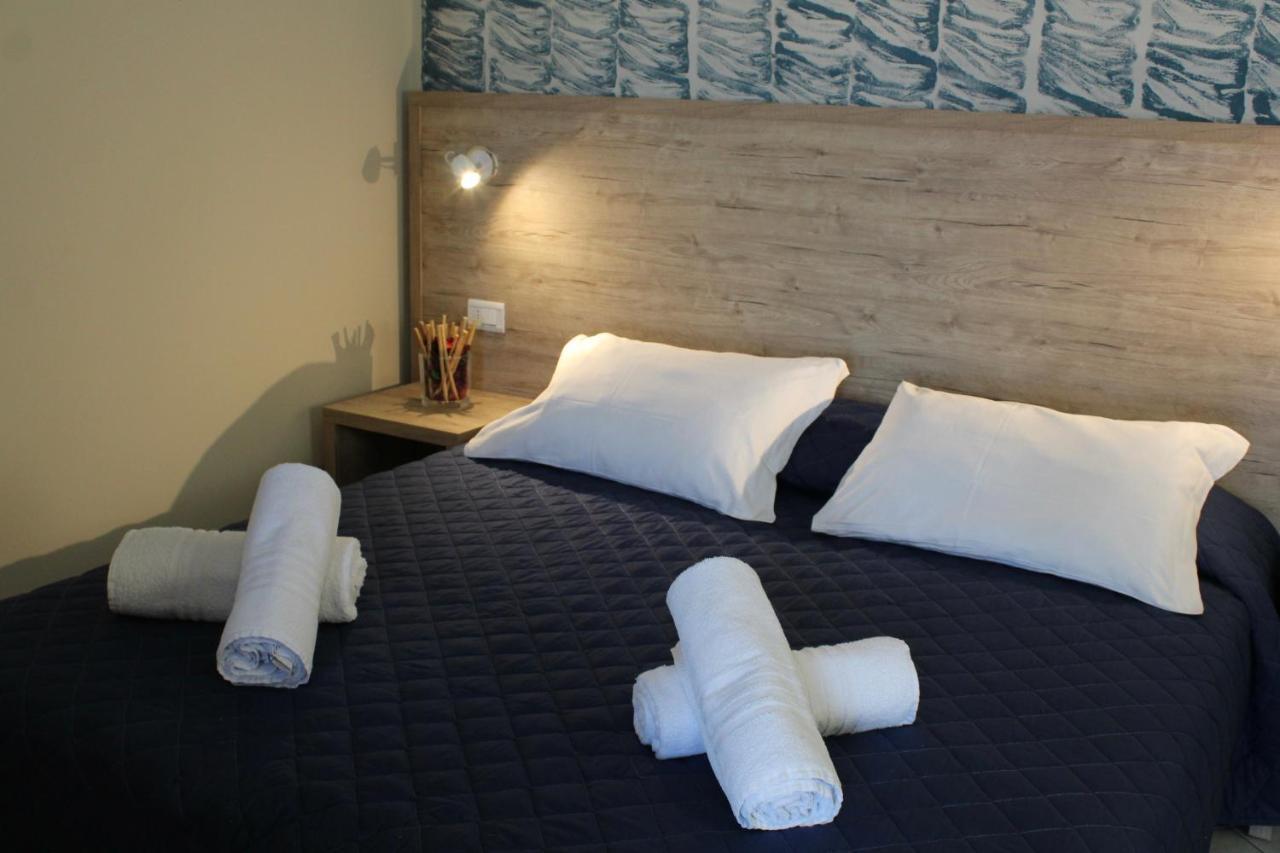 ריצ'יונה Hotel Adigrat מראה חיצוני תמונה