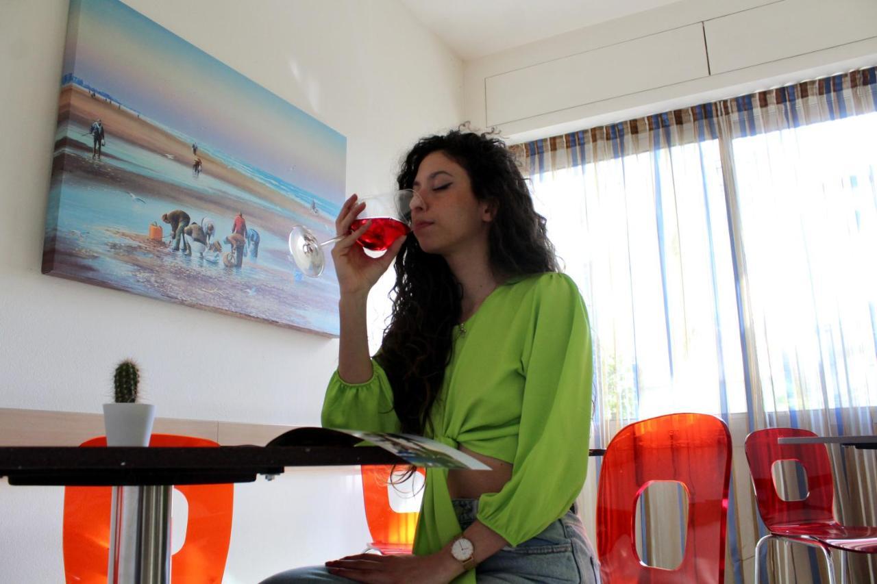 ריצ'יונה Hotel Adigrat מראה חיצוני תמונה