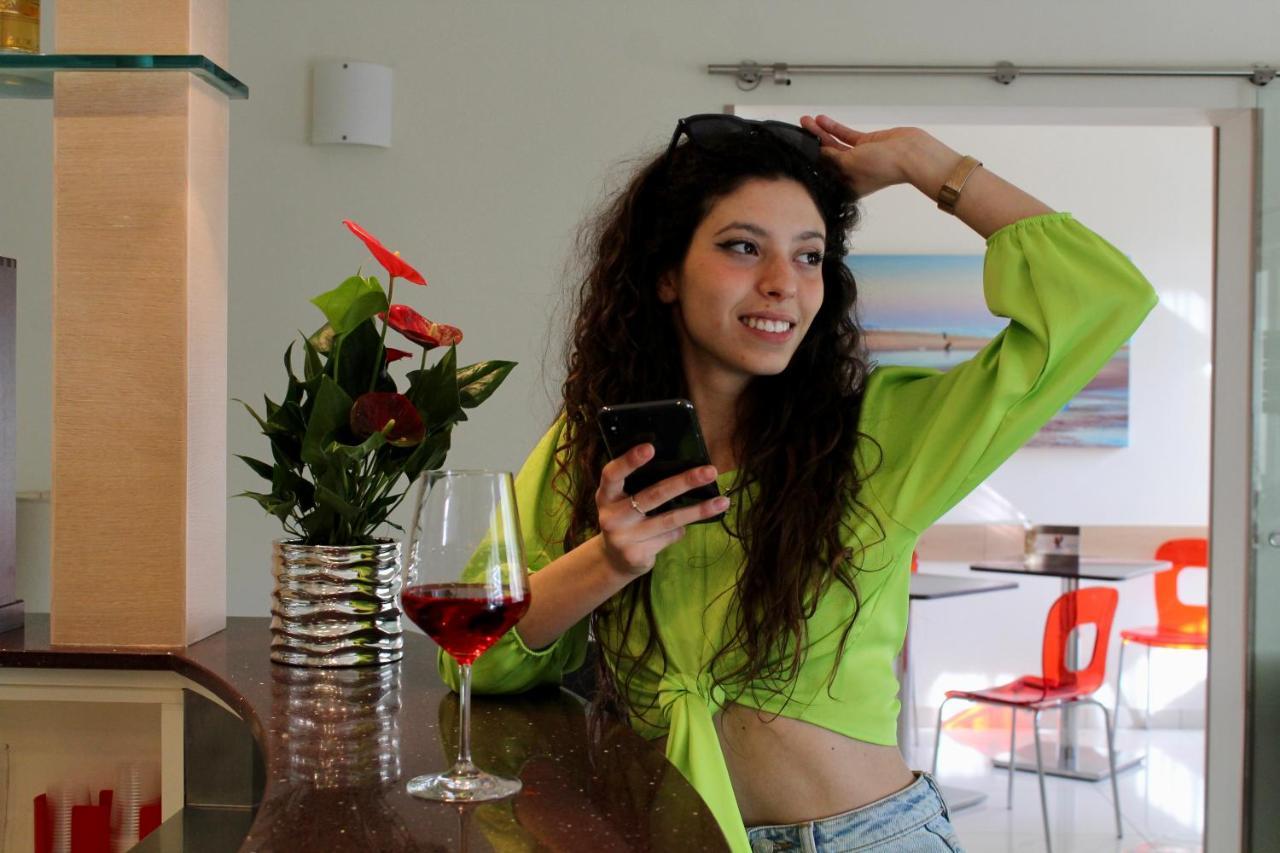 ריצ'יונה Hotel Adigrat מראה חיצוני תמונה
