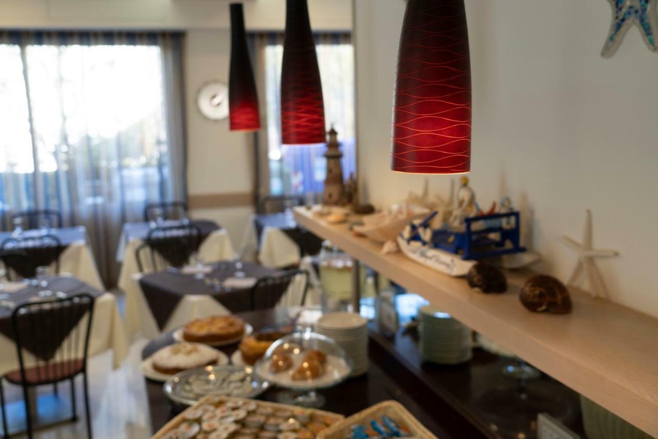 ריצ'יונה Hotel Adigrat מראה חיצוני תמונה
